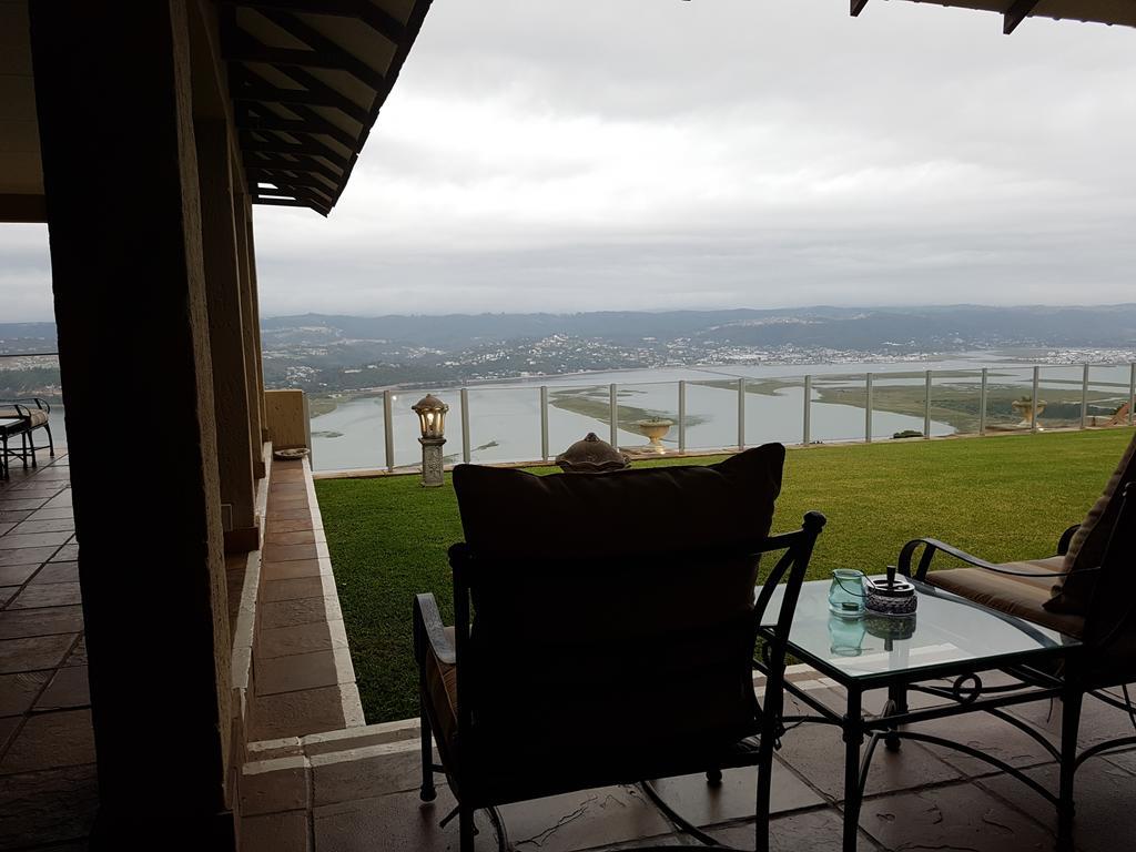 Villa Castollini Brenton-on-Sea Exteriör bild